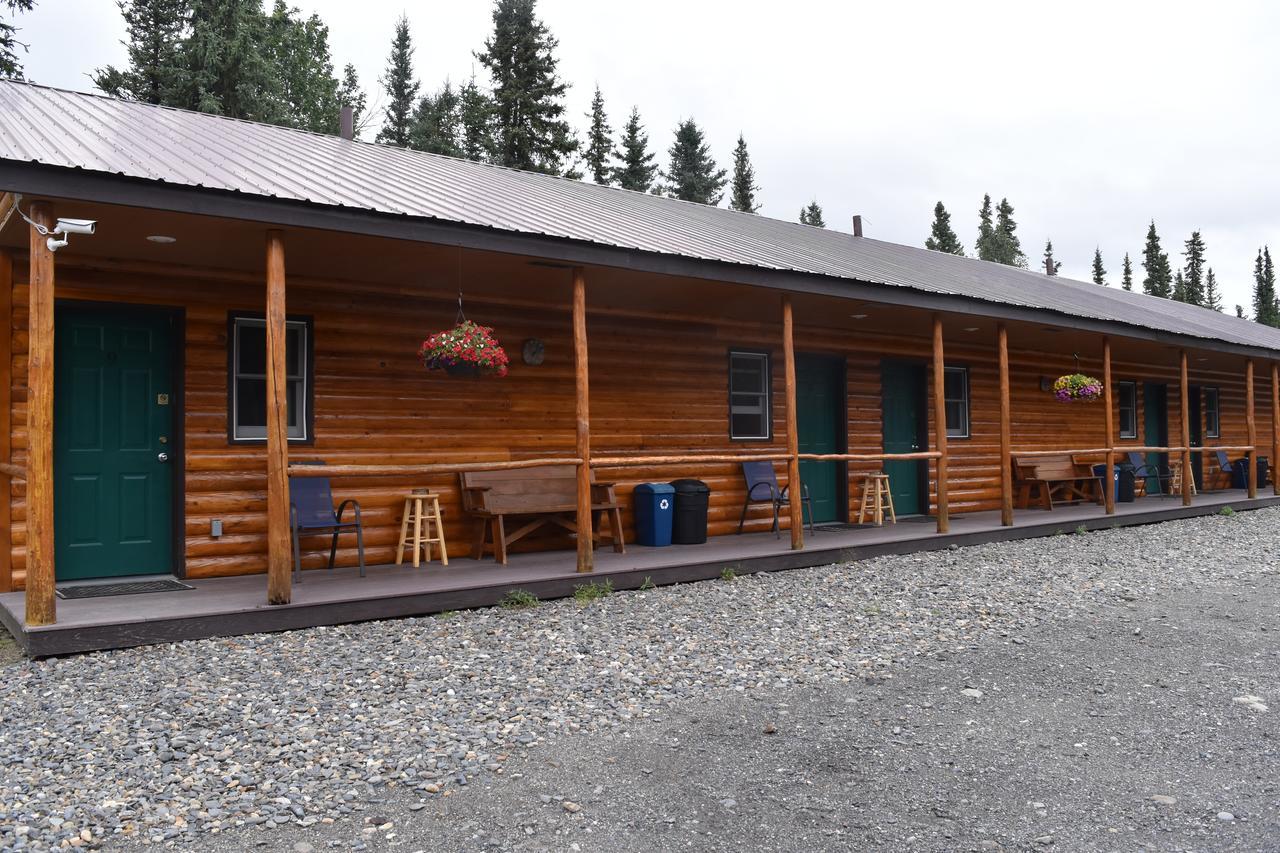 Backwoods Lodge Cantwell Exteriör bild